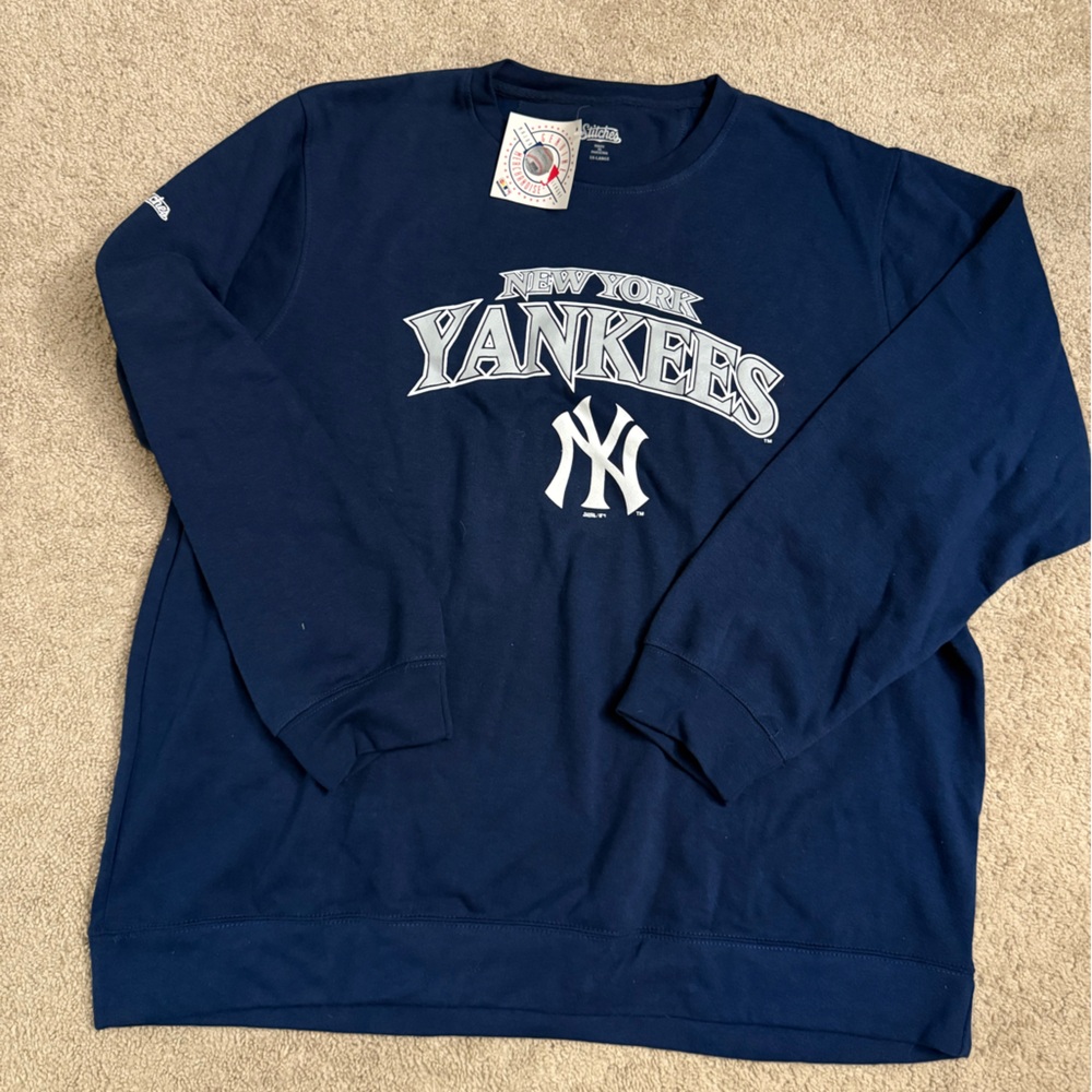 Stitches Navy Blue New York Yankees Crewneck NWT